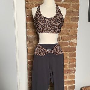 Beach Riot legging sports bra set black leopard L